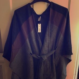 Poncho with tie belt
